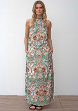 Load image into Gallery viewer, Cocos Palm Print Top