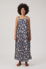 Load image into Gallery viewer, Crete Convertible Tank Maxi - Sea