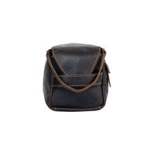 Load image into Gallery viewer, Darwin Leather Wash Bag Brown