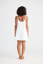 Load image into Gallery viewer, Shakti Singlet White Linen