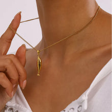 Load image into Gallery viewer, Sardine Gold Necklace