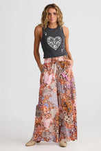 Load image into Gallery viewer, Ace Of Hearts Tank