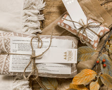 Load image into Gallery viewer, Hot Cold Wheat Pack Palm