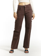 Load image into Gallery viewer, Chocolate Cargo Jean