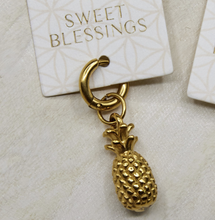 Load image into Gallery viewer, Sweet Blessings Charm - Gold