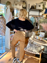 Load image into Gallery viewer, Tuscany Shinny Pant Carmelo OS