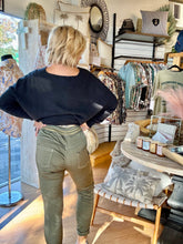 Load image into Gallery viewer, Tuscany Shinny Pant Khaki OS