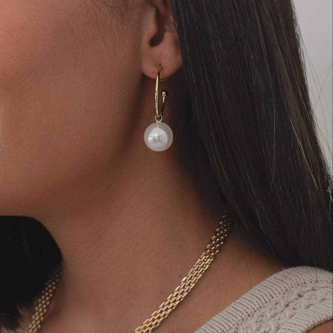 Yellow Gold Reversible Pearl & Metal Earrings