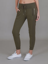 Load image into Gallery viewer, Byron Jogger Khaki
