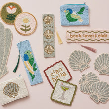 Load image into Gallery viewer, Venus Beaded Bookmark Seafoam
