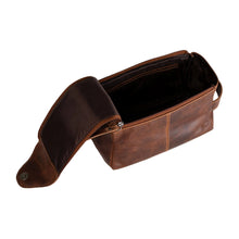 Load image into Gallery viewer, Darwin Leather Wash Bag Sandal
