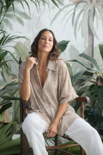 Load image into Gallery viewer, Indigo Shirt Taupe
