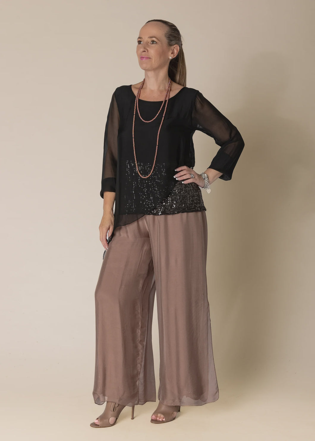 Heathie Top Onyx