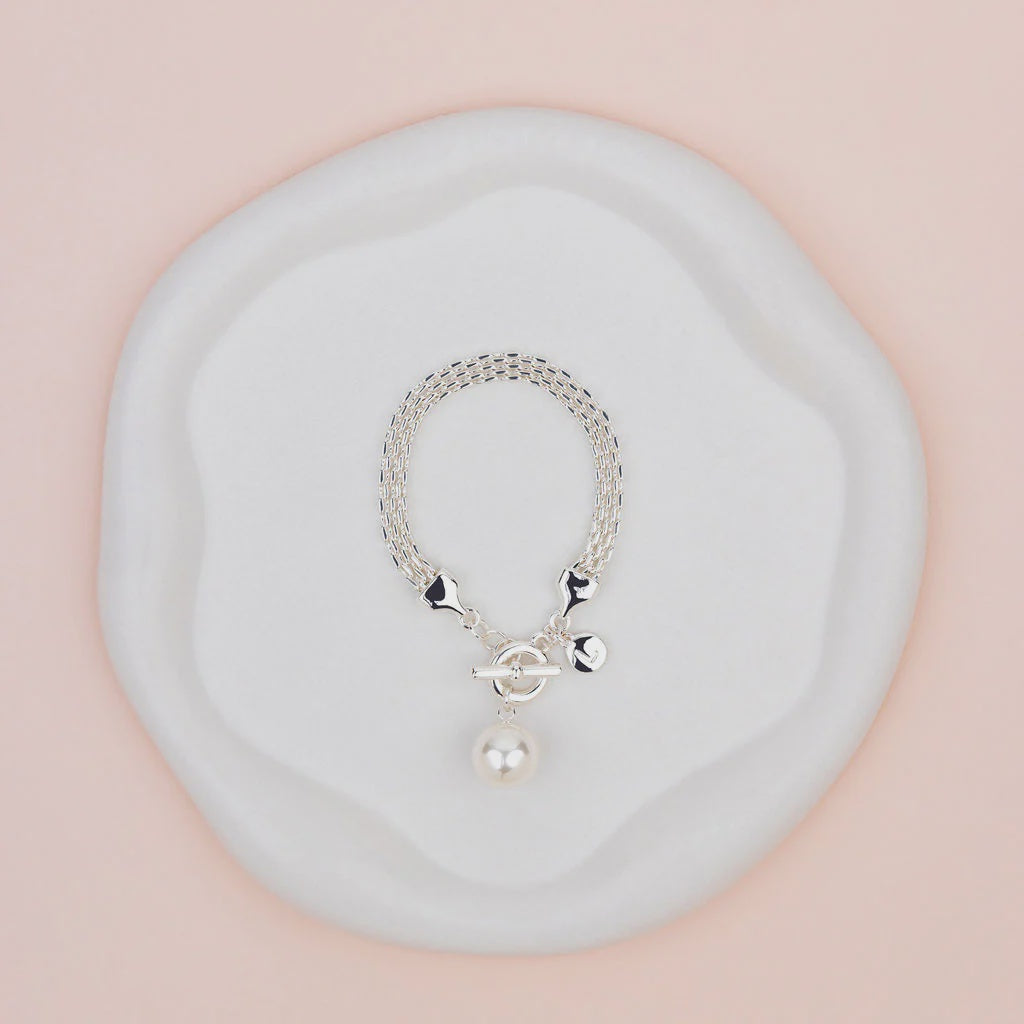 Silver Chain with Double Sided Pearl/Metal Pendant Bracele