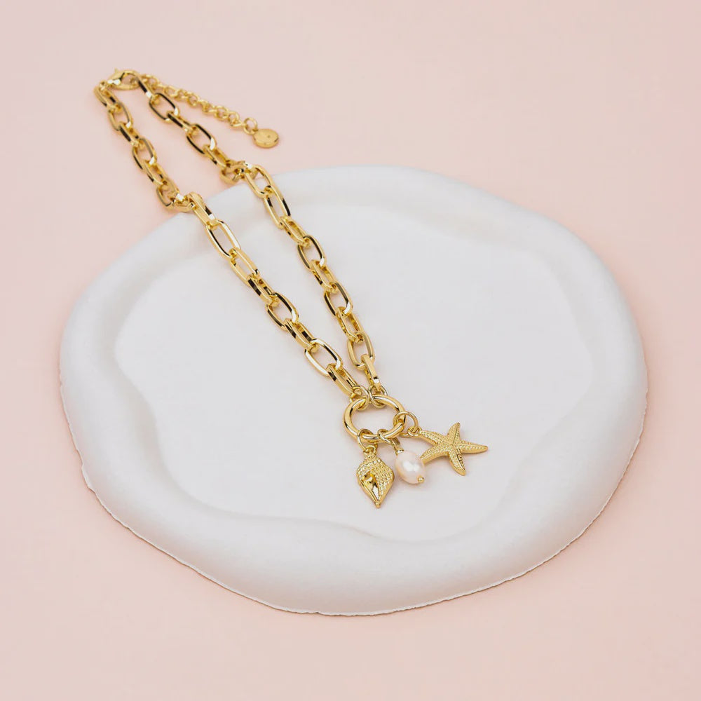 SHORT | Yellow Gold Hamsa Hand and Star Charm Necklace