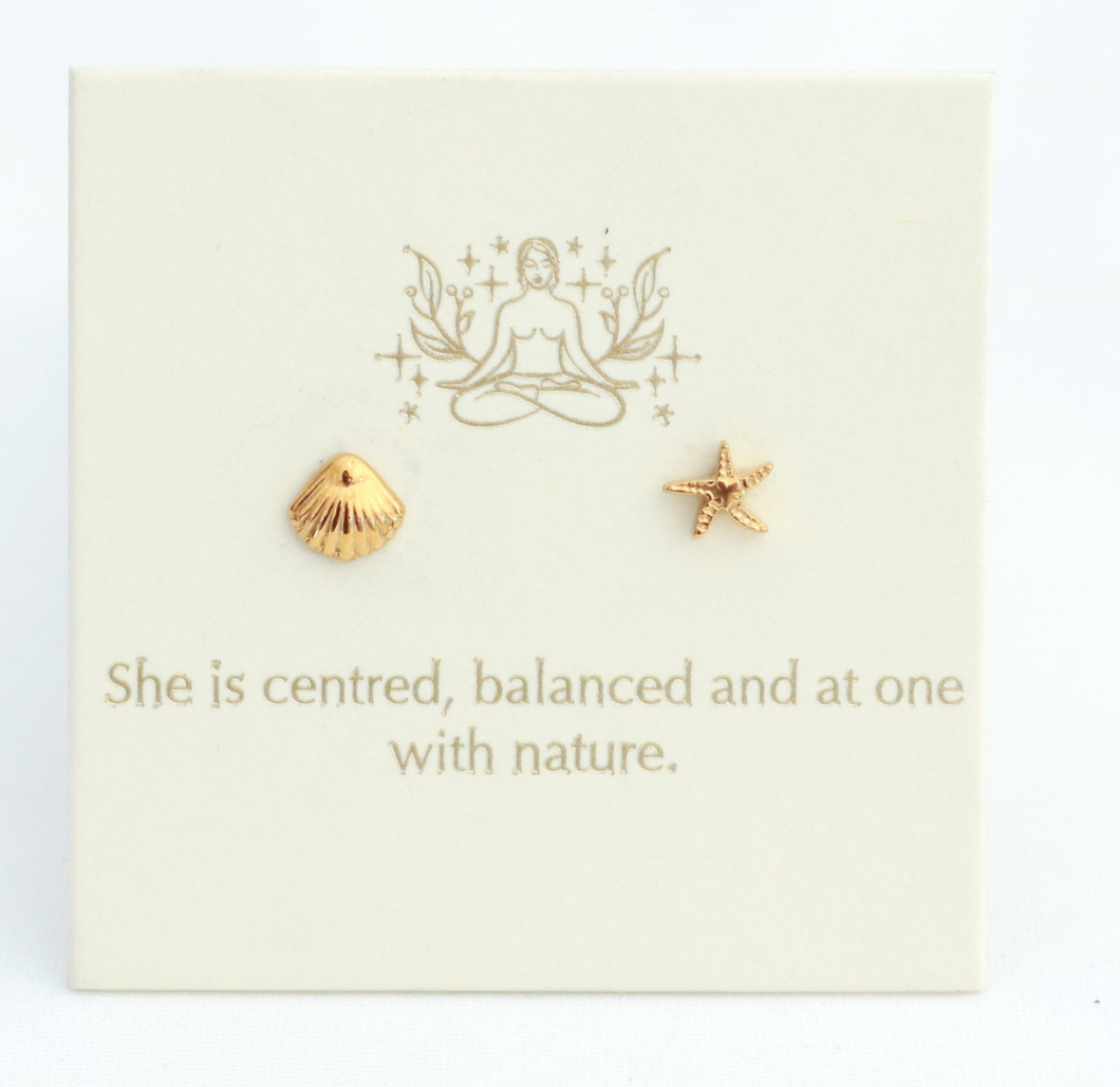 She is Centred Studs - Gold