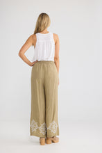 Load image into Gallery viewer, Colbie Pant Khaki Linen
