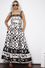 Load image into Gallery viewer, Venezia Maxi Dress
