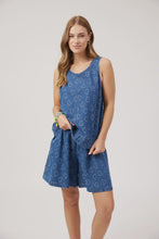 Load image into Gallery viewer, Sicily Heart Denim Tank - Indigo
