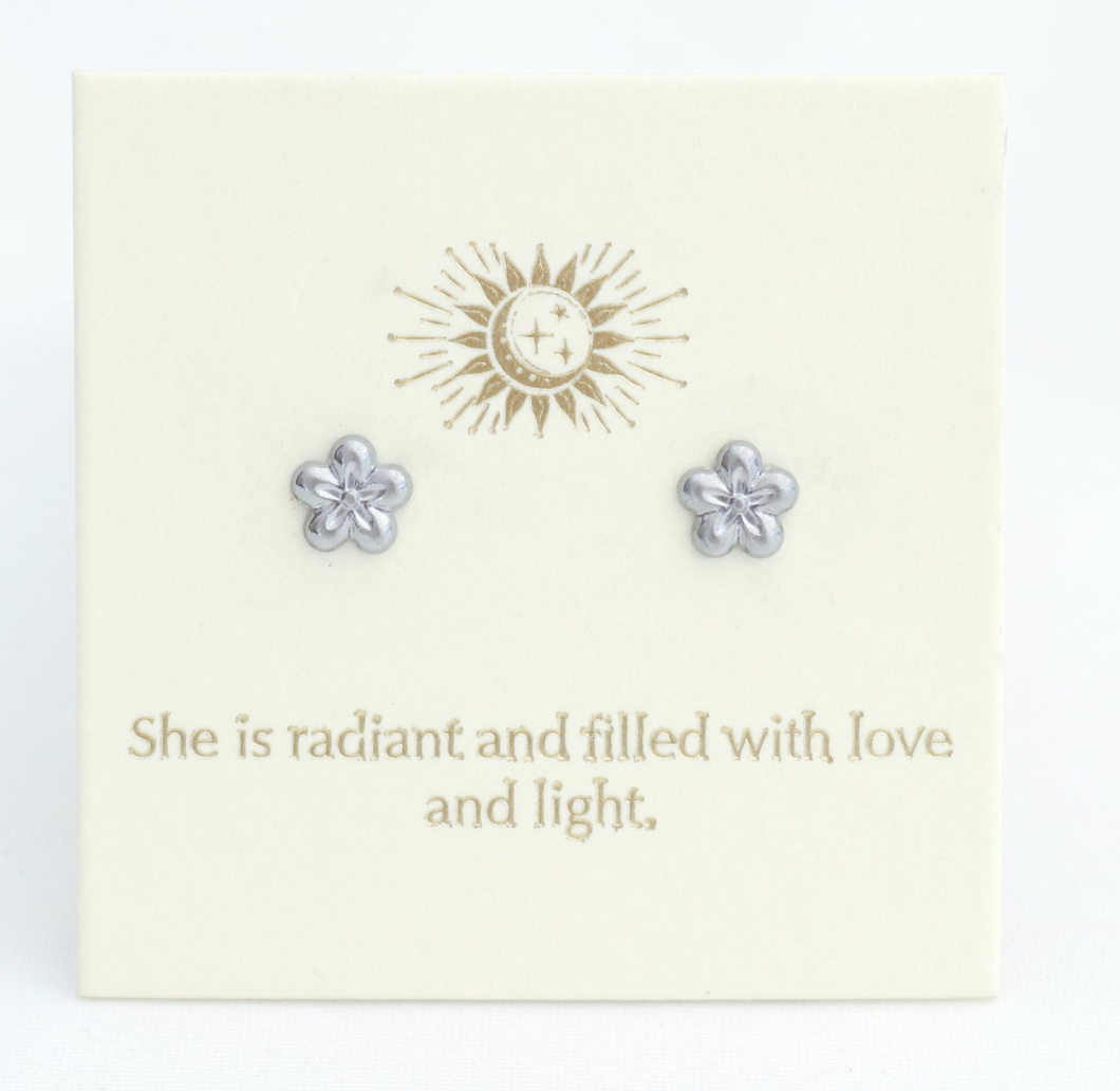 She is Radiant Stud - Silver