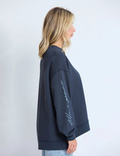 Load image into Gallery viewer, Sunday Sweat Stella Style - Navy
