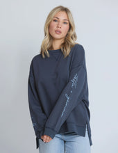 Load image into Gallery viewer, Sunday Sweat Stella Style - Navy
