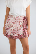 Load image into Gallery viewer, Imani Skort Chai Floral
