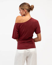 Load image into Gallery viewer, Suede Touch Top Merlot
