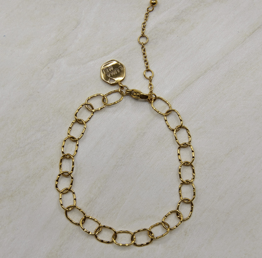 Texture Link Charm Bracelet Gold