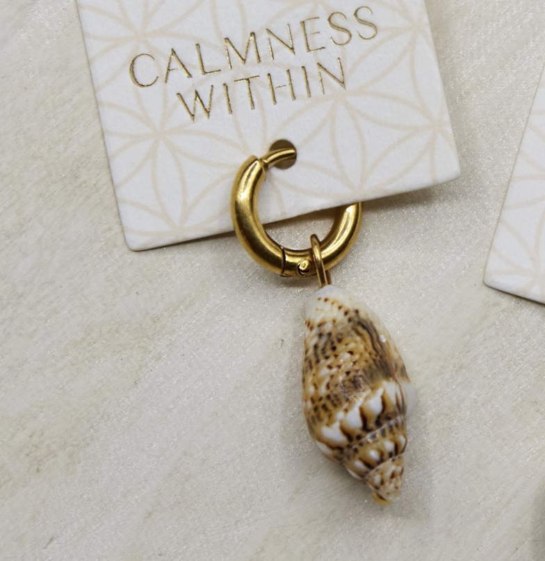 Calmness Within Charm Gold