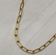 Load image into Gallery viewer, Chunky Paperclip Charm Necklace Gold
