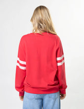 Load image into Gallery viewer, Essential Sweat Winterberry
