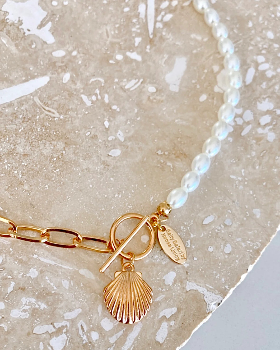 Seashells Necklace Gold