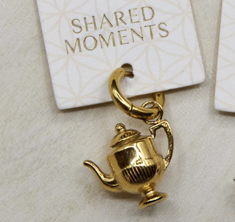 Shared Moments Charm - Gold