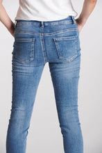 Load image into Gallery viewer, New Classic Button Jean Denim
