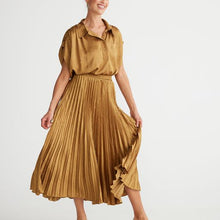 Load image into Gallery viewer, Alias Pleated Skirt Bronze
