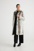 Load image into Gallery viewer, Nolita Coat - Fawn
